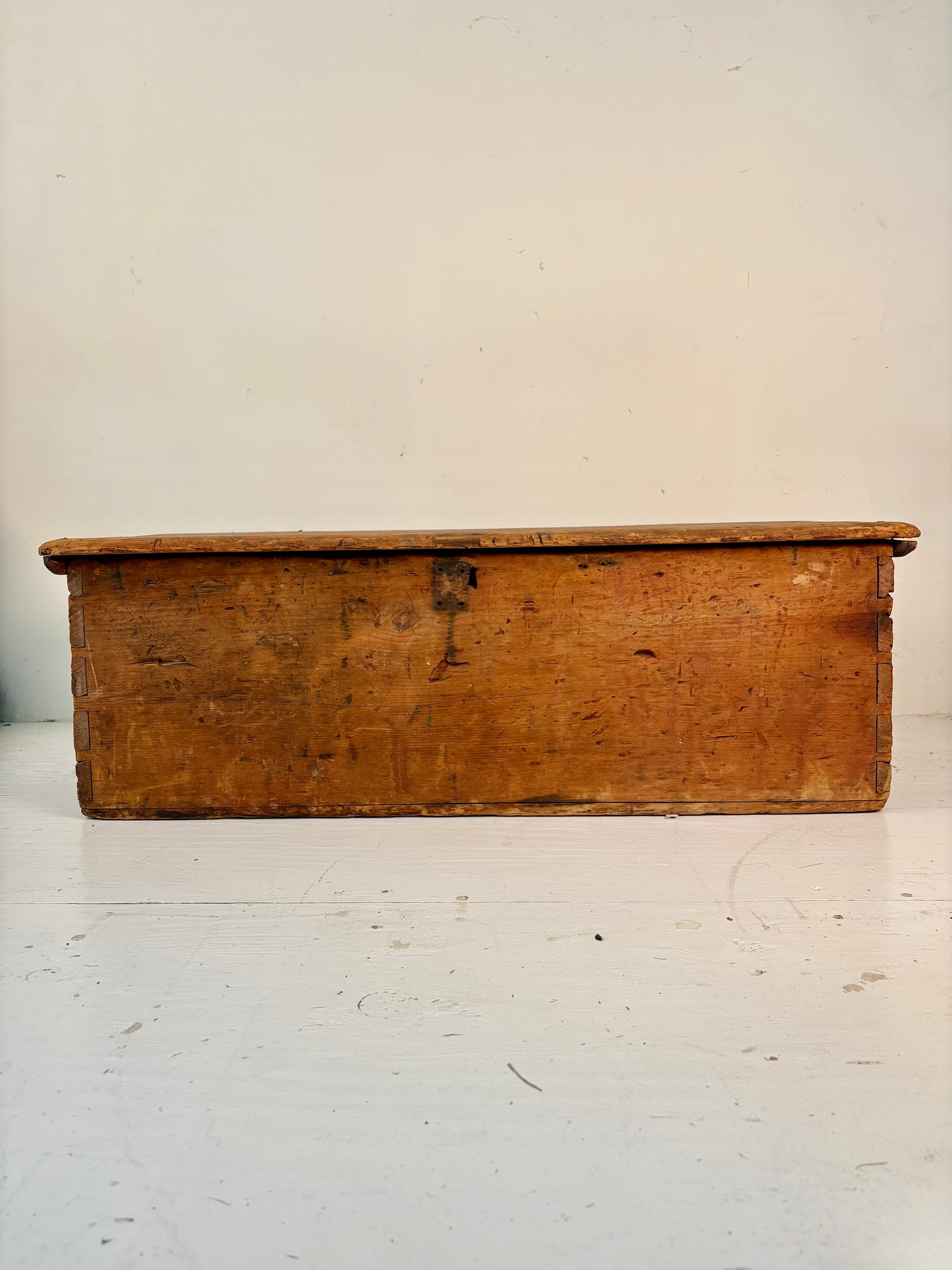 Early Sea Chest